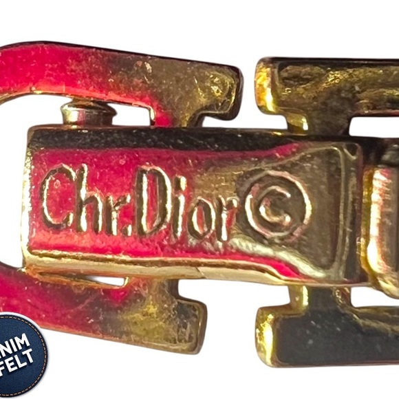 Christian Dior Vintage Gold Plated Rhinestone Bracelet | VERY RARE | PRELOVED 🩷 - Picture 7 of 9